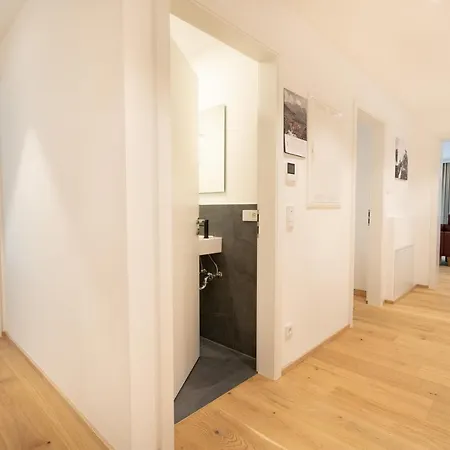 Alpwelt Apartamento *